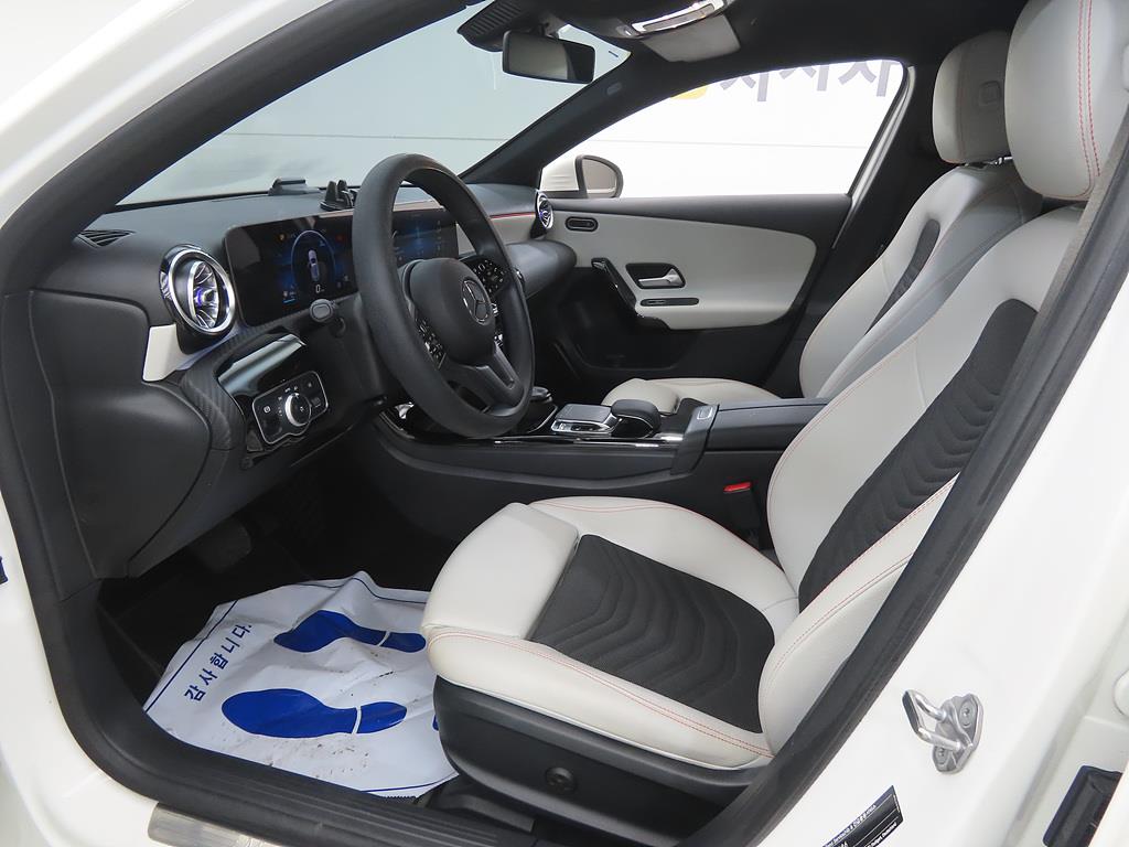 Mercedes Benz A Class - Vista 5