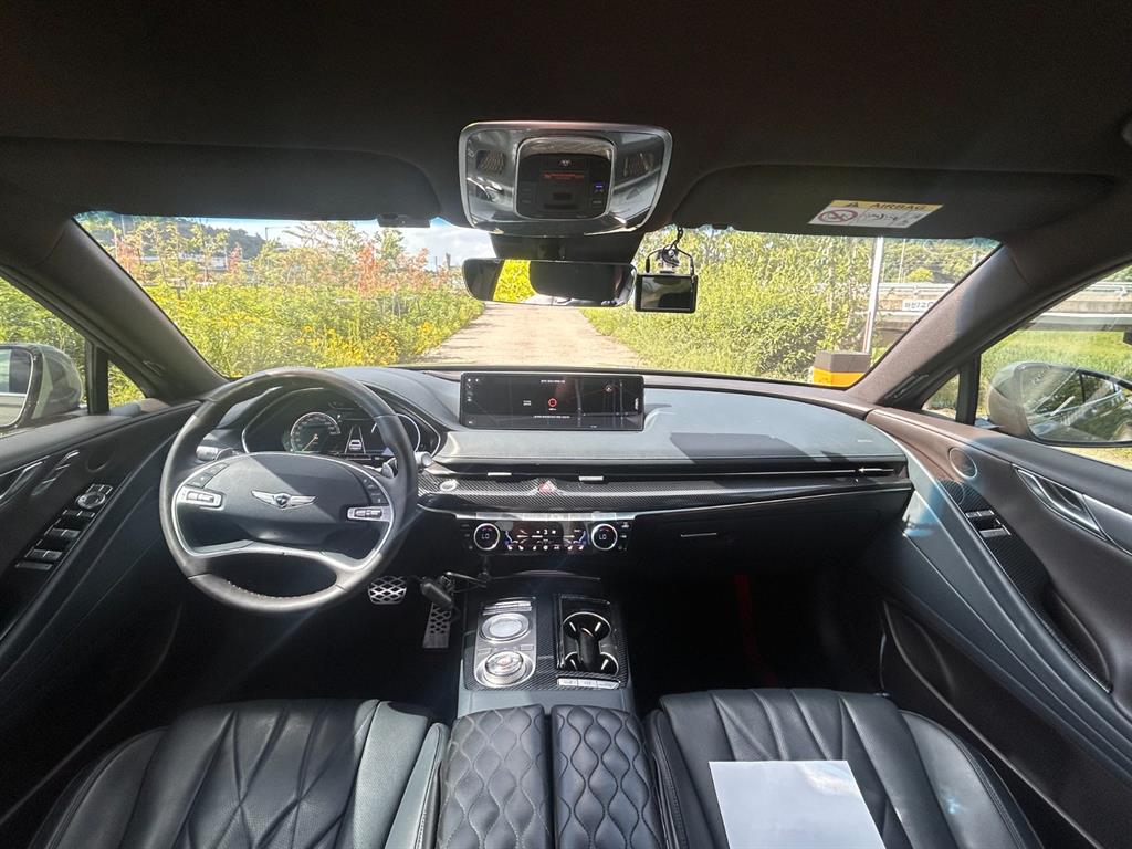 Genesis G80 - Vista 7