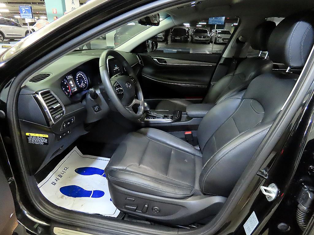 HYUNDAI Grandeur - Vista 6