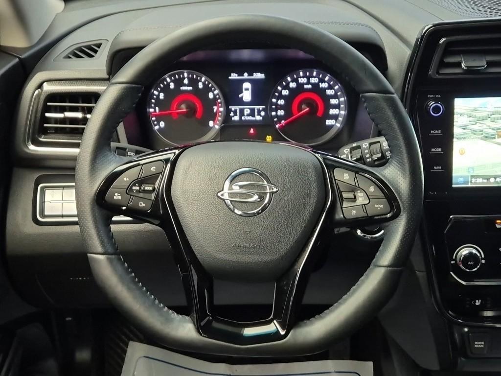 Ssangyong Tivoli - Vista 9