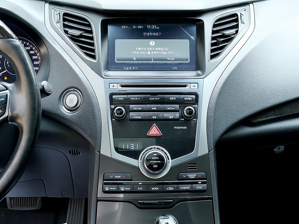 HYUNDAI Grandeur 2016 Negro - Importación desde Corea - HF Imports Iquique - Foto 9