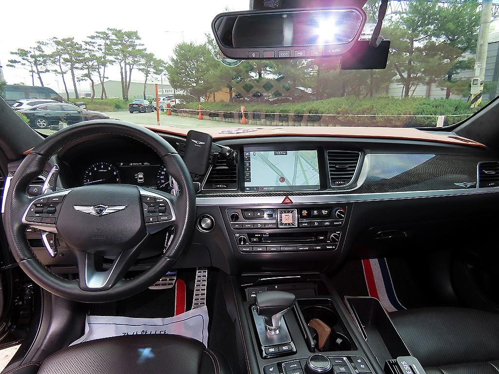 Genesis G80 - Vista 7