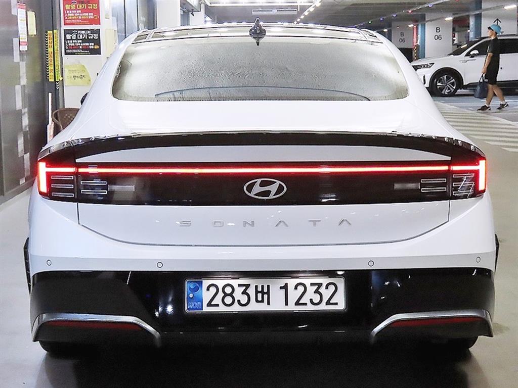 HYUNDAI Sonata - Vista 5