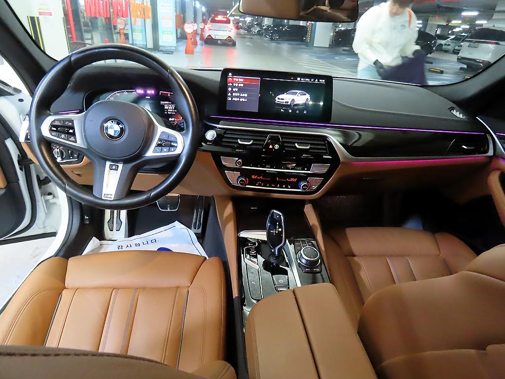 BMW 5 Series - Vista 10