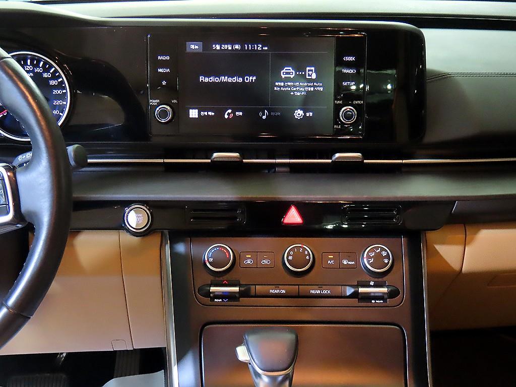 KIA Carnival - Vista 12