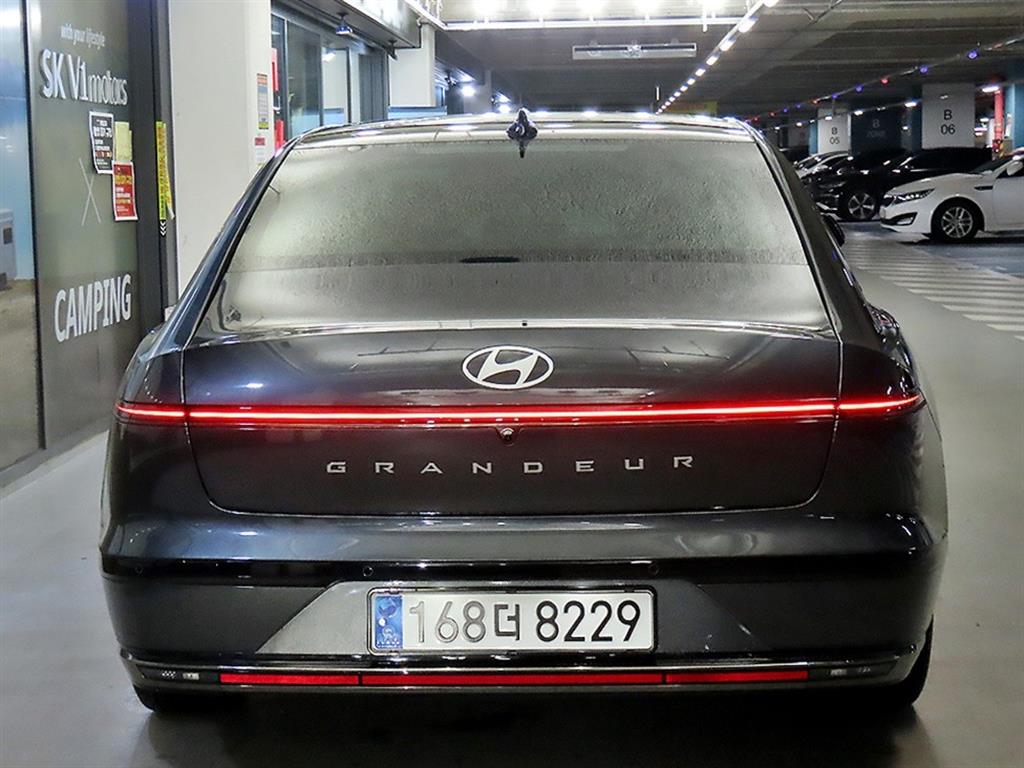 HYUNDAI Grandeur - Vista 5