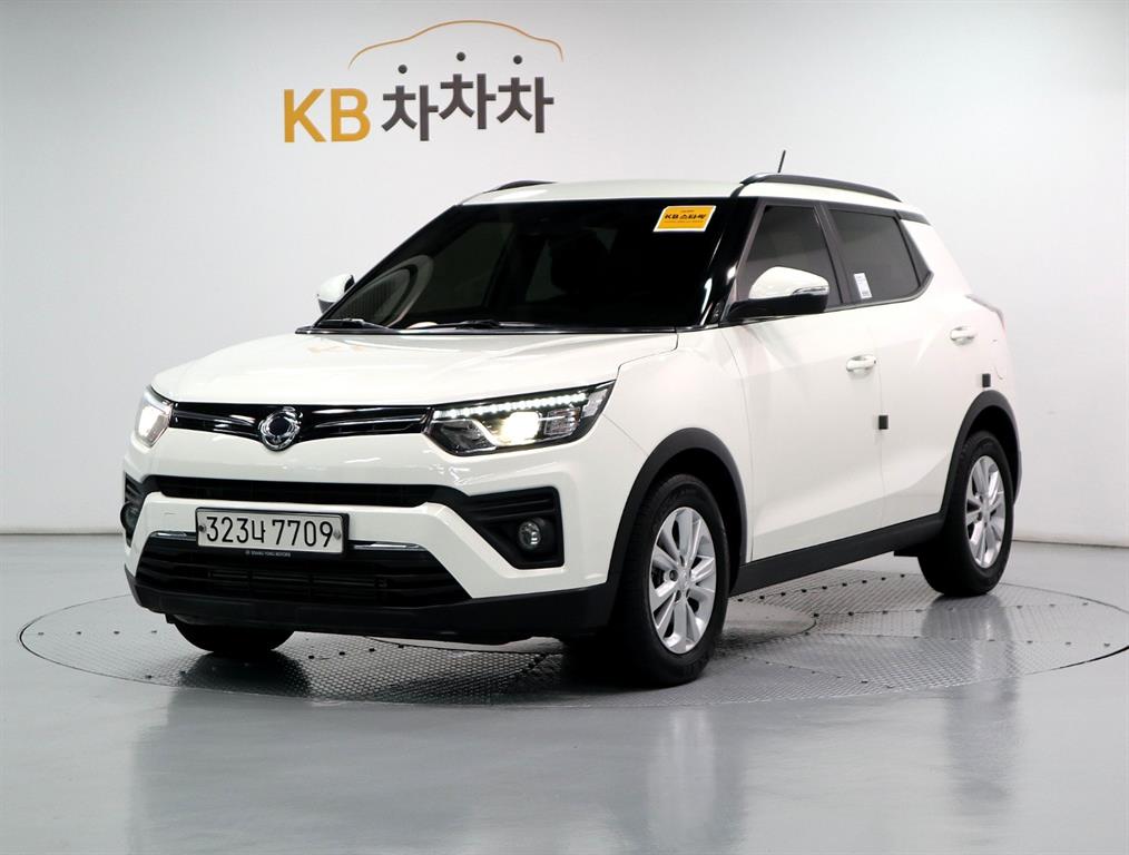 Ssangyong Tivoli 2021 Blanco - Importación desde Corea - HF Imports Iquique - Foto 1