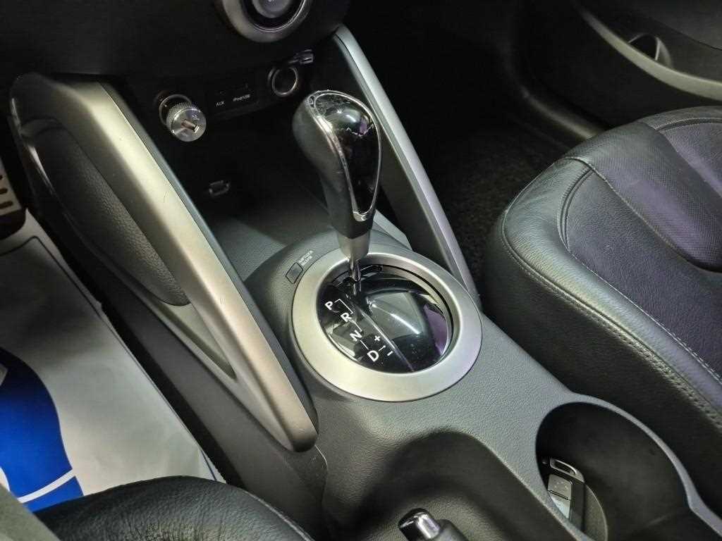 HYUNDAI Veloster - Vista 8