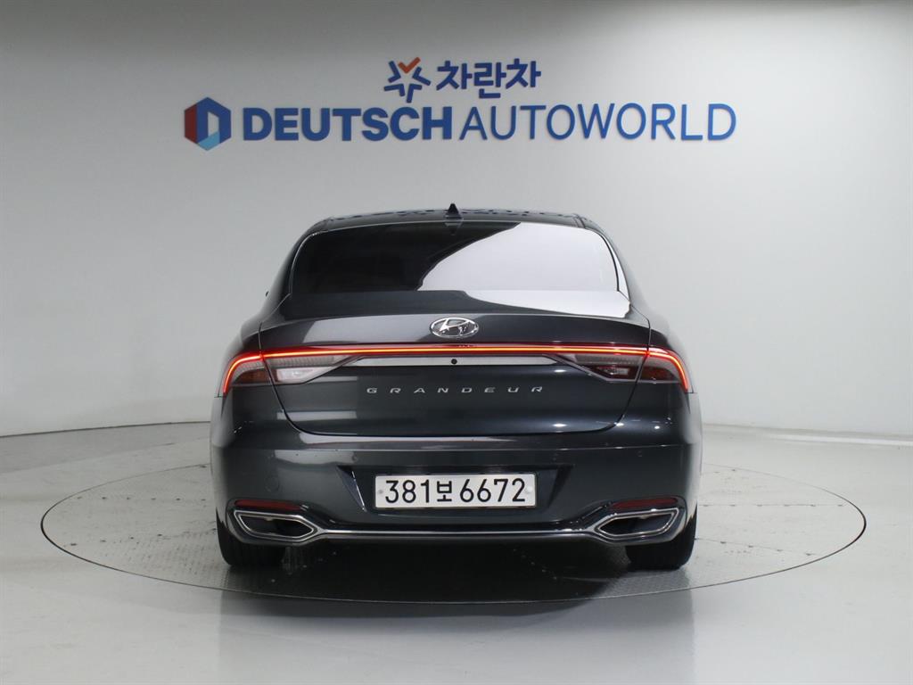 HYUNDAI Grandeur - Vista 4