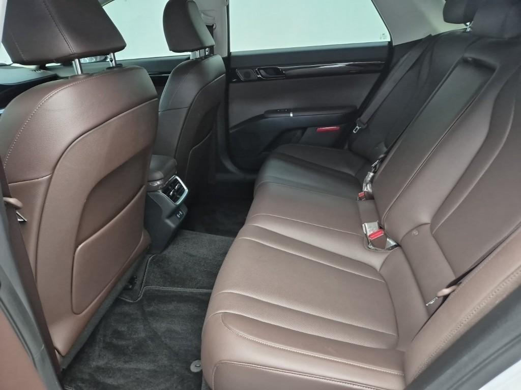HYUNDAI Grandeur - Vista 12