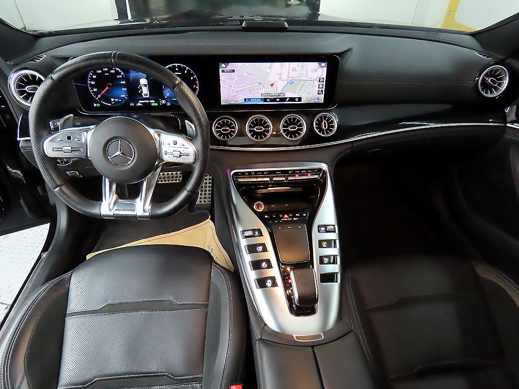Mercedes Benz AMG GT - Vista 7