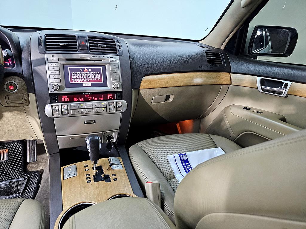 KIA Mohave - Vista 10