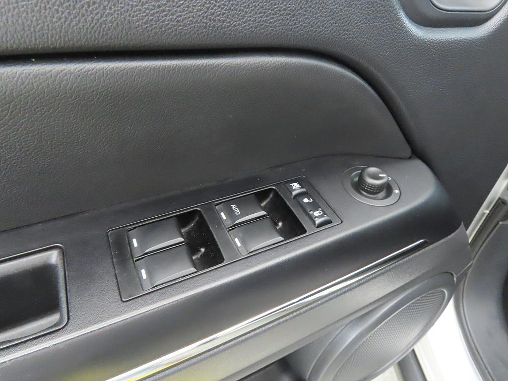 Jeep Compass 2011 Plateado - Importación desde Corea - HF Imports Iquique - Foto 14