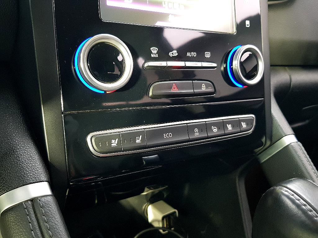 SAMSUNG QM6 - Vista 12