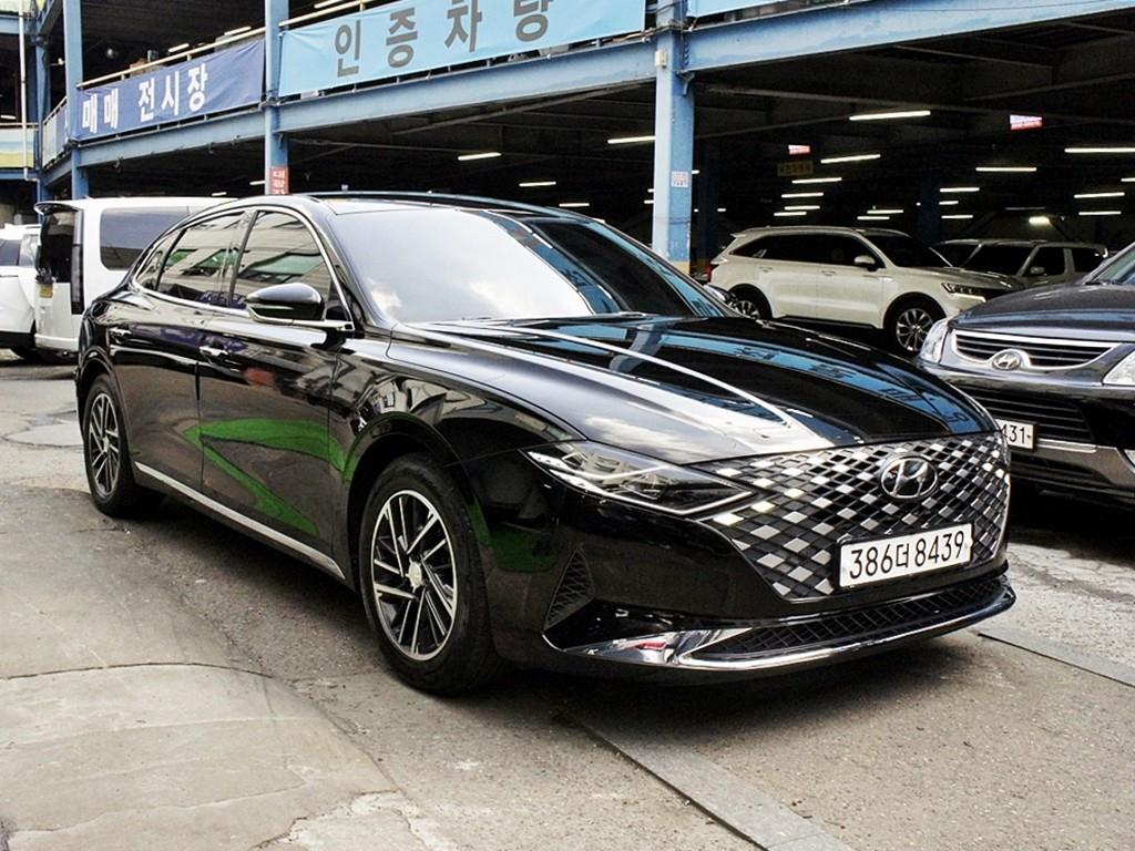 HYUNDAI Grandeur - Vista 3