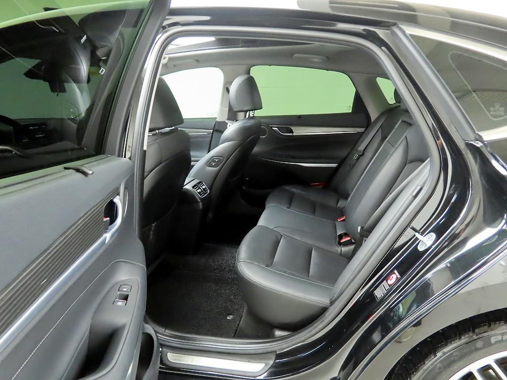 HYUNDAI Grandeur - Vista 12
