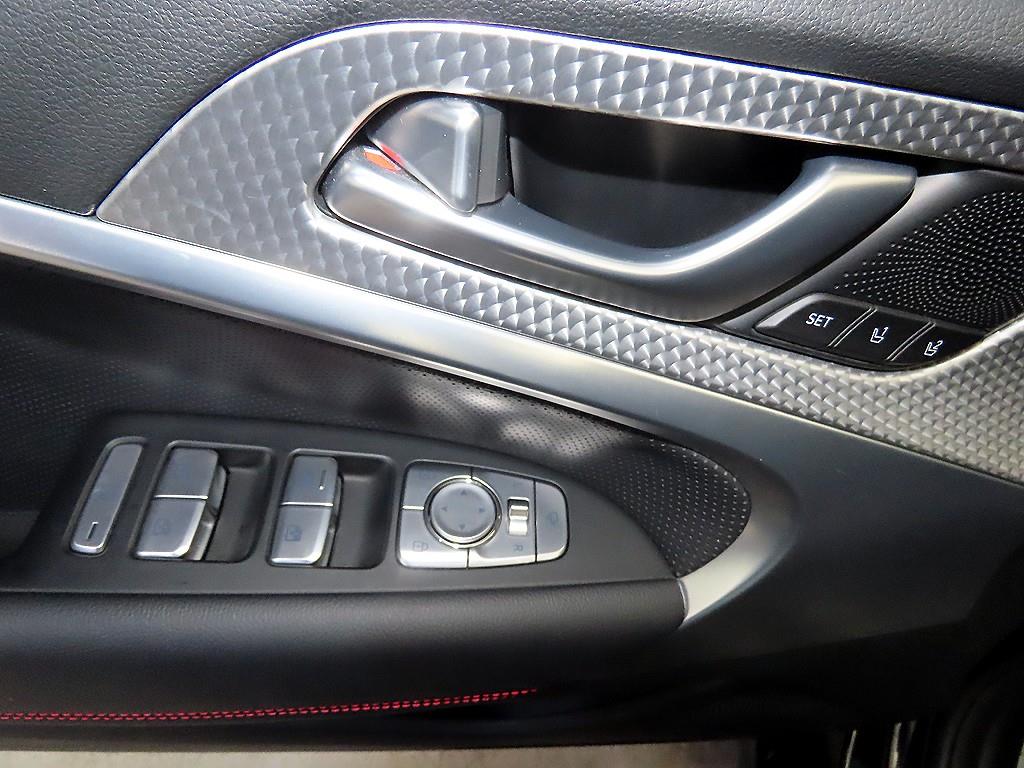 Genesis G70 2022 Negro - Importación desde Corea - HF Imports Iquique - Foto 13