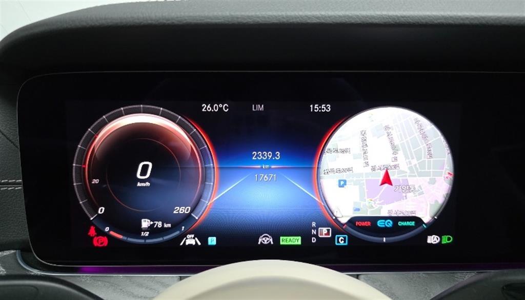 Mercedes Benz E class - Vista 11
