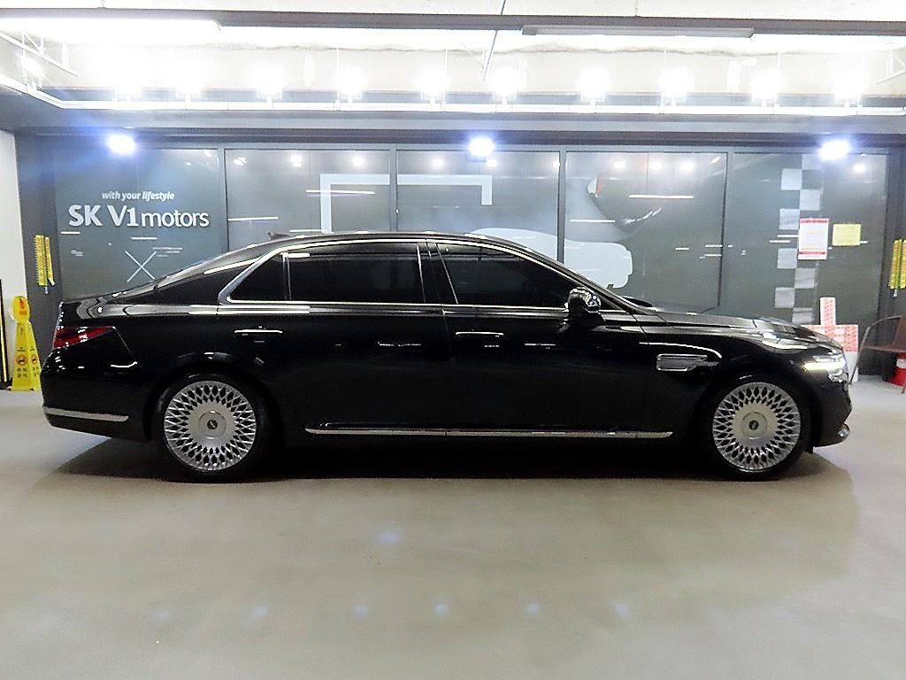 Genesis G90 - Vista 3