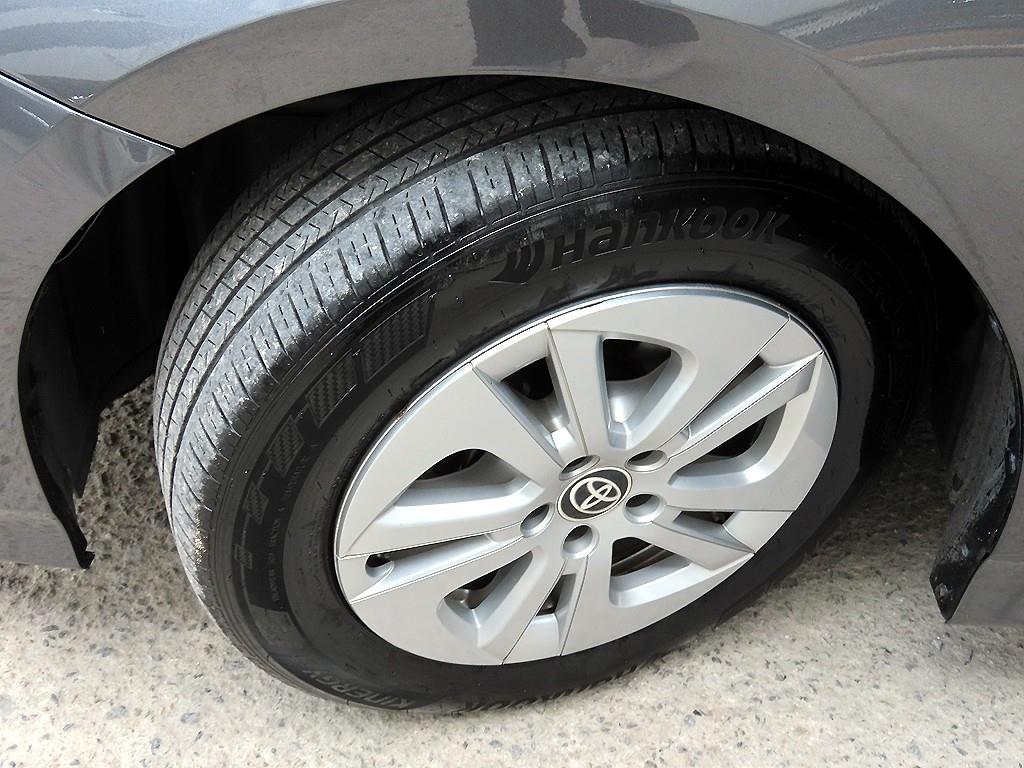 Toyota Prius 2017 Gris - Importación desde Corea - HF Imports Iquique - Foto 18