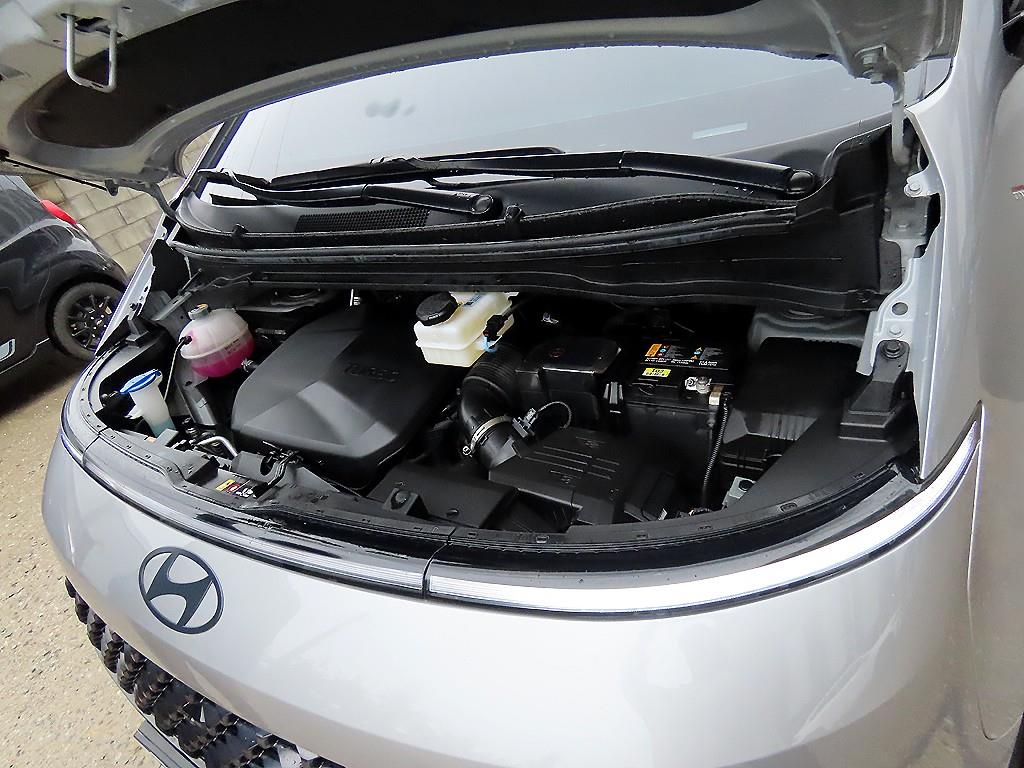 HYUNDAI Staria 2025 Gris - Importación desde Corea - HF Imports Iquique - Foto 19