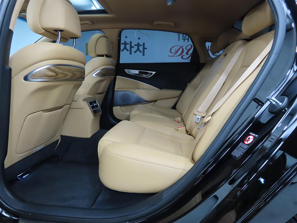 KIA K9 - Vista 6