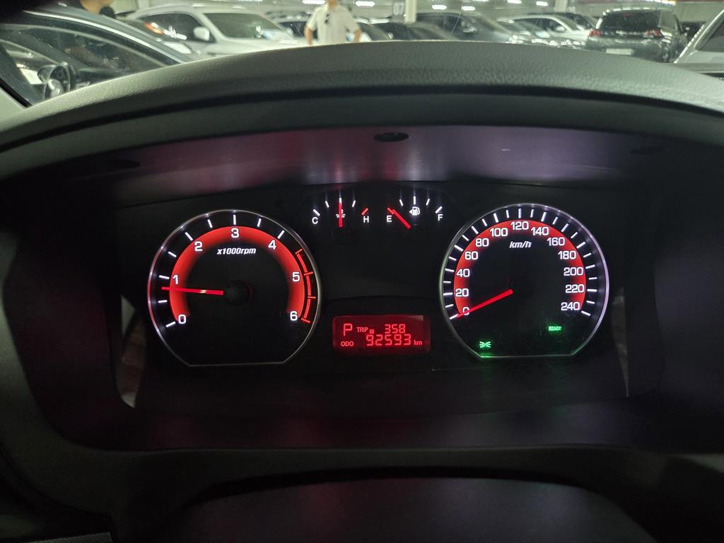 Ssangyong Korando 2017 Plateado - Importación desde Corea - HF Imports Iquique - Foto 13