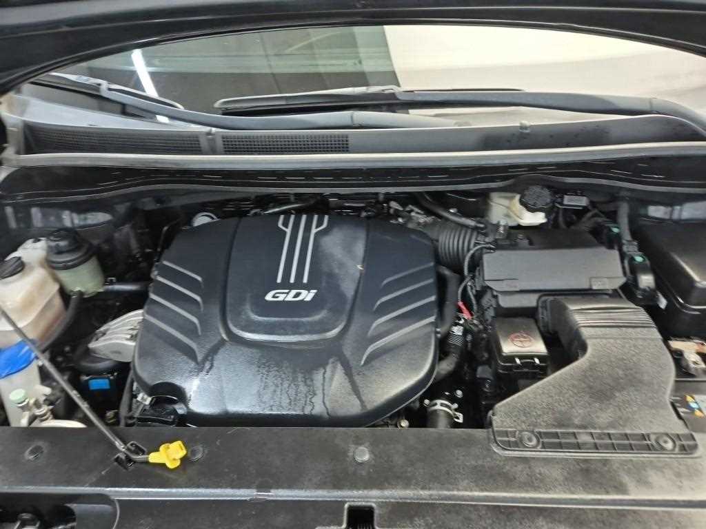 KIA Carnival - Vista 5