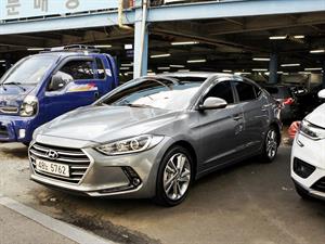 HYUNDAI Avante - Vista 4