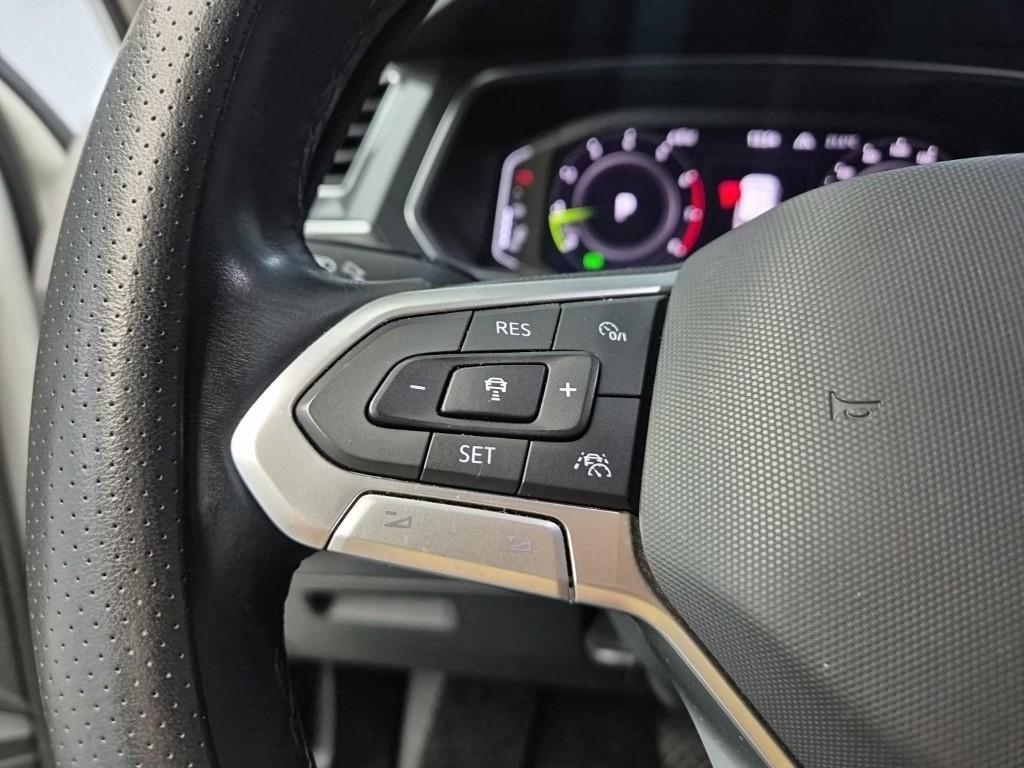 Volkswagen Tiguan - Vista 11