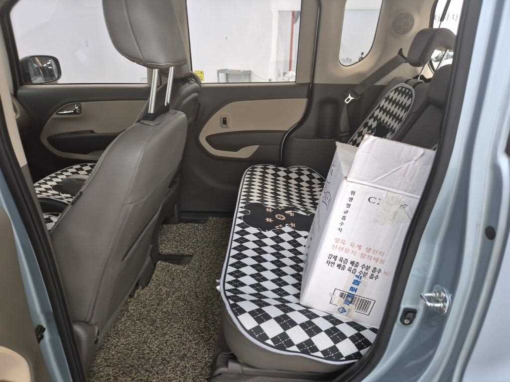 KIA Ray - Vista 12