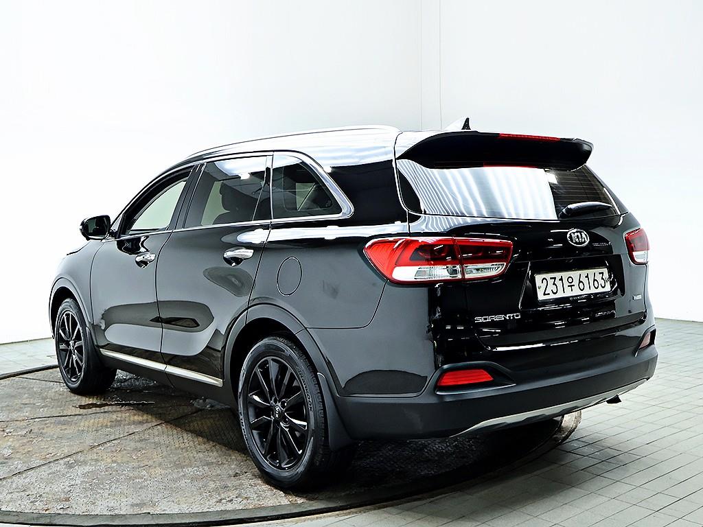 KIA Sorento - Vista 7
