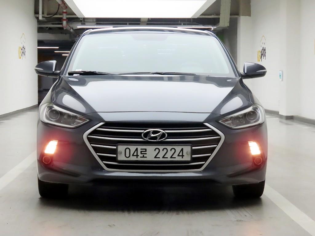 HYUNDAI Avante 2018 Gris - Importación desde Corea - HF Imports Iquique - Foto 1