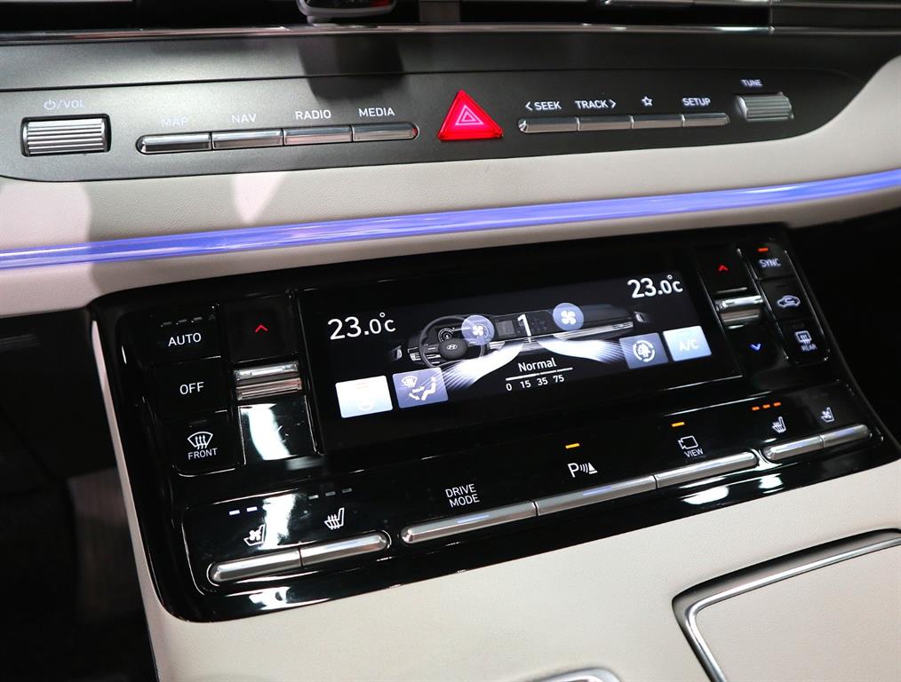 HYUNDAI Grandeur - Vista 12