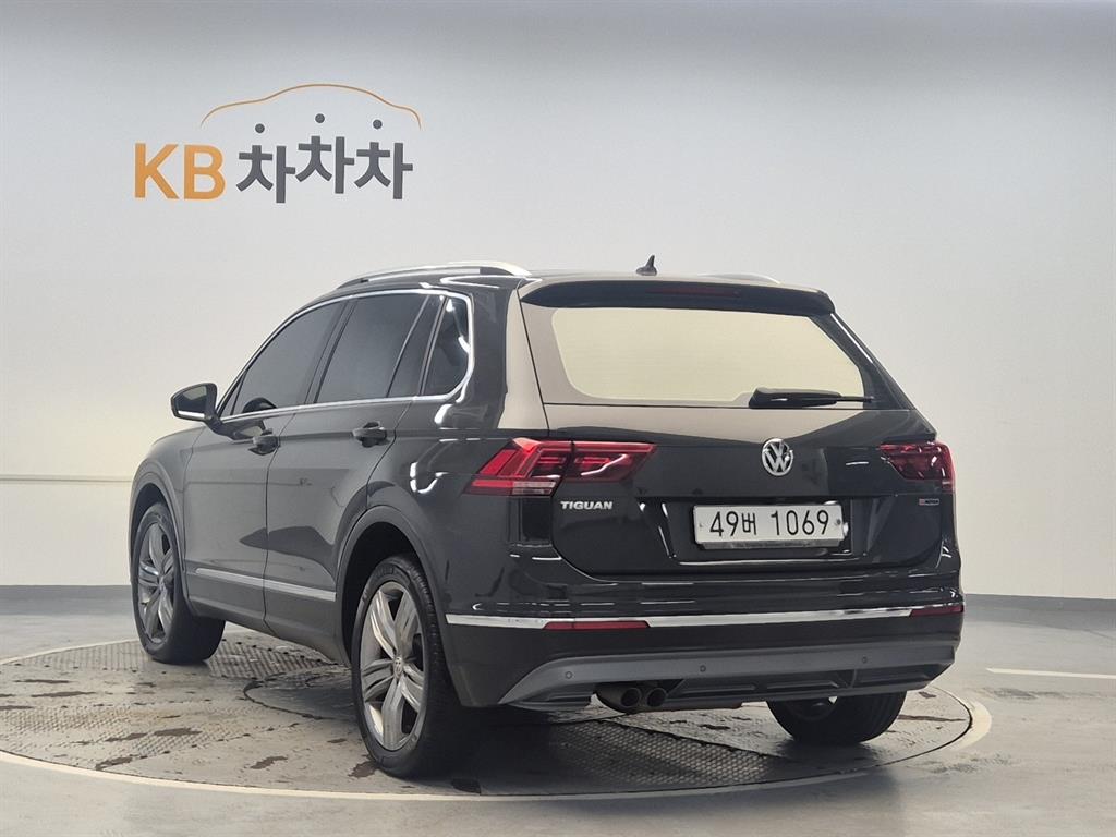 Volkswagen Tiguan - Vista 3