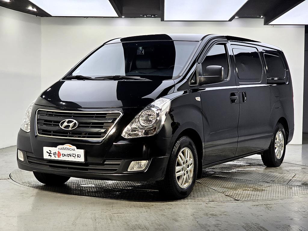 HYUNDAI Starex 2017 Negro - Importación desde Corea - HF Imports Iquique - Foto 1