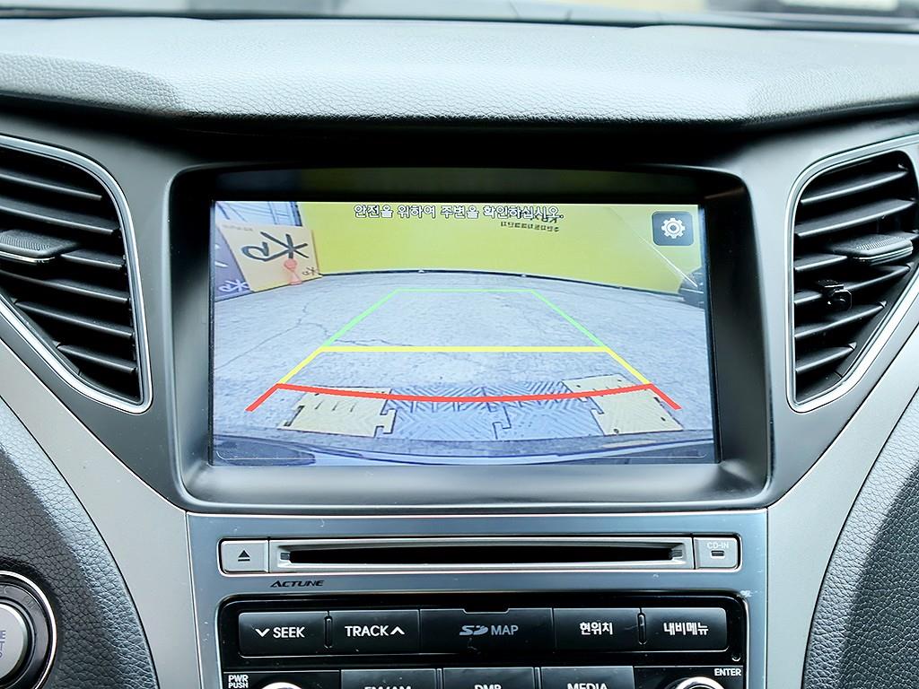 HYUNDAI Grandeur 2016 Negro - Importación desde Corea - HF Imports Iquique - Foto 10