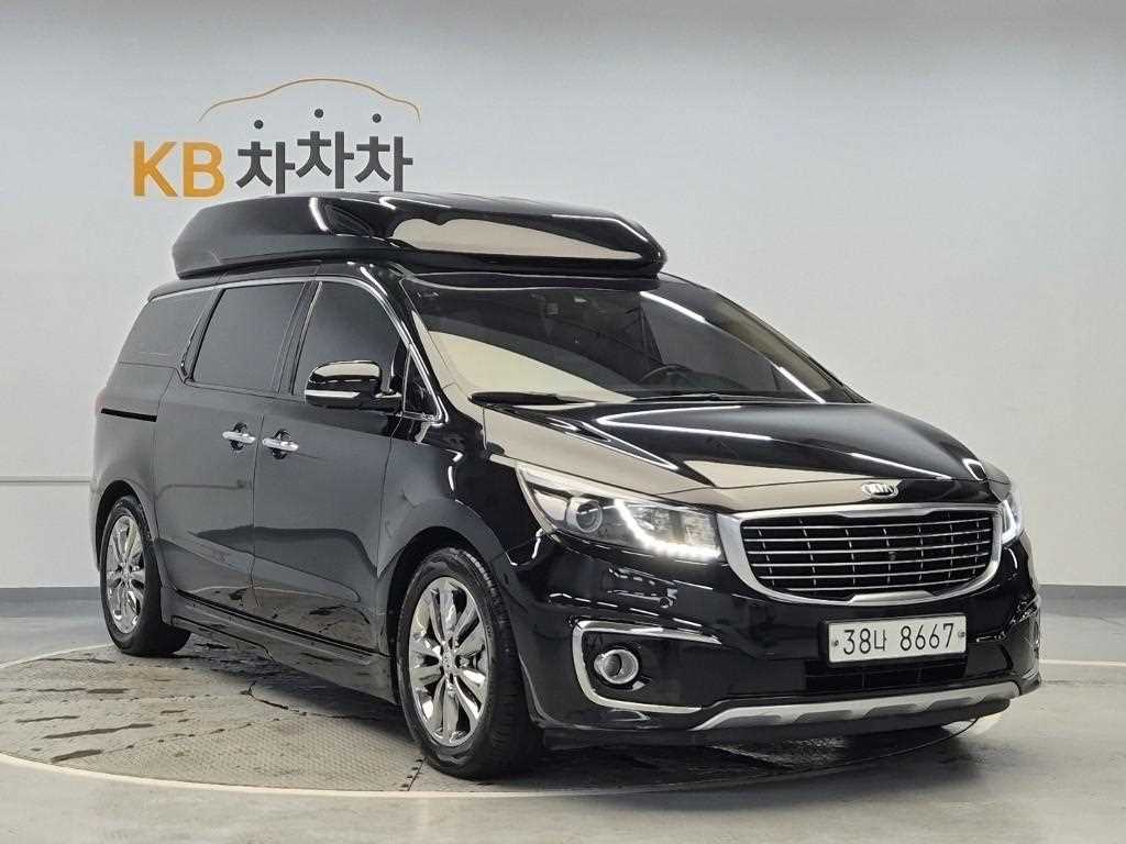 KIA Carnival - Vista 4