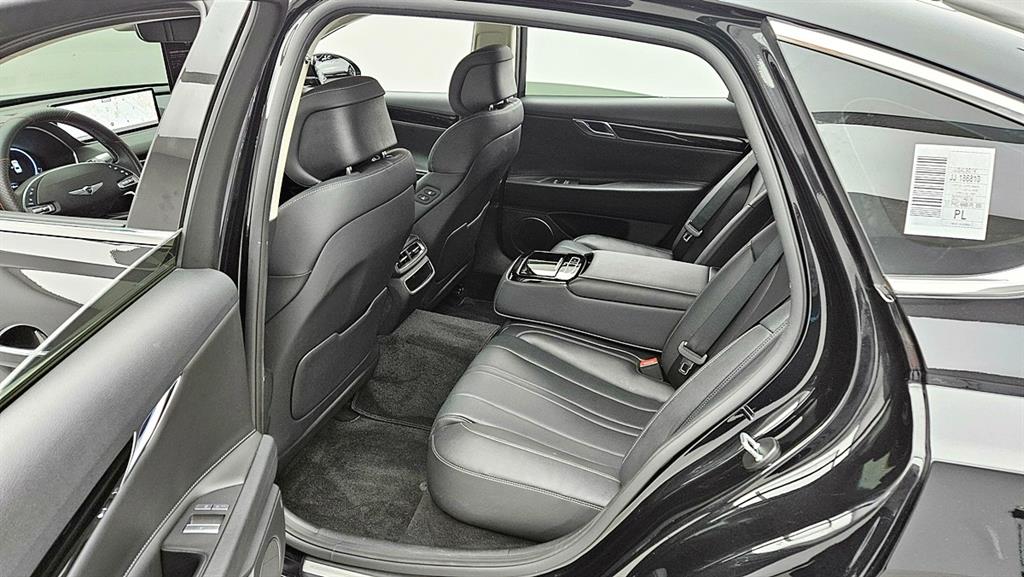 Genesis G80 - Vista 6