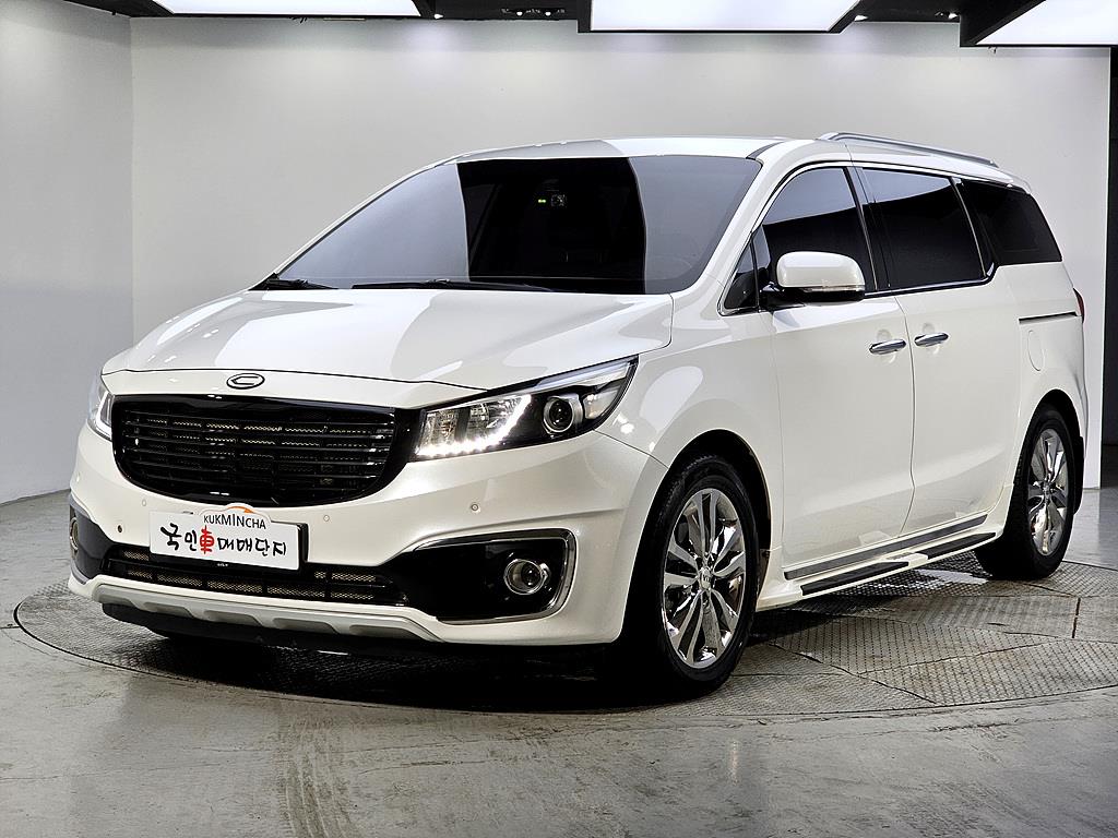 KIA Carnival 2017 Blanco - Importación desde Corea - HF Imports Iquique - Foto 1