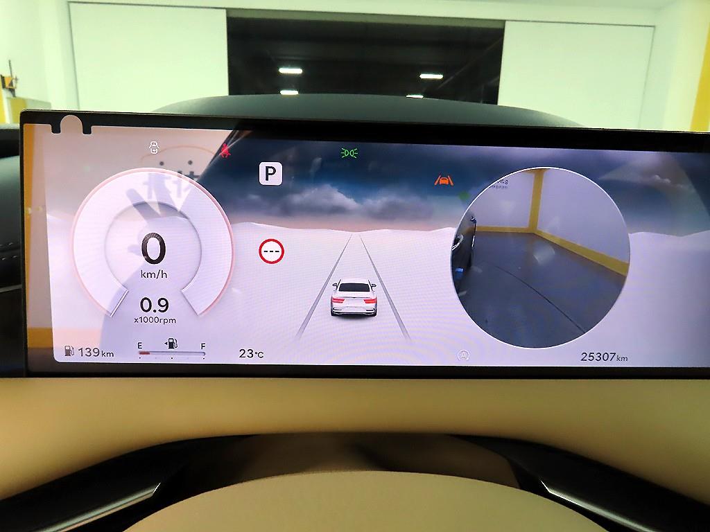 Genesis G80 - Vista 8