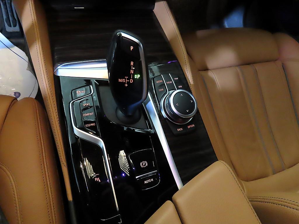 BMW 5 Series - Vista 12