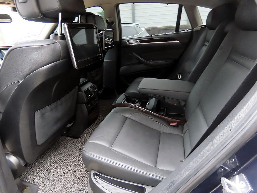 BMW X6 - Vista 6