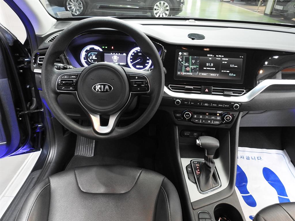 KIA Niro - Vista 10