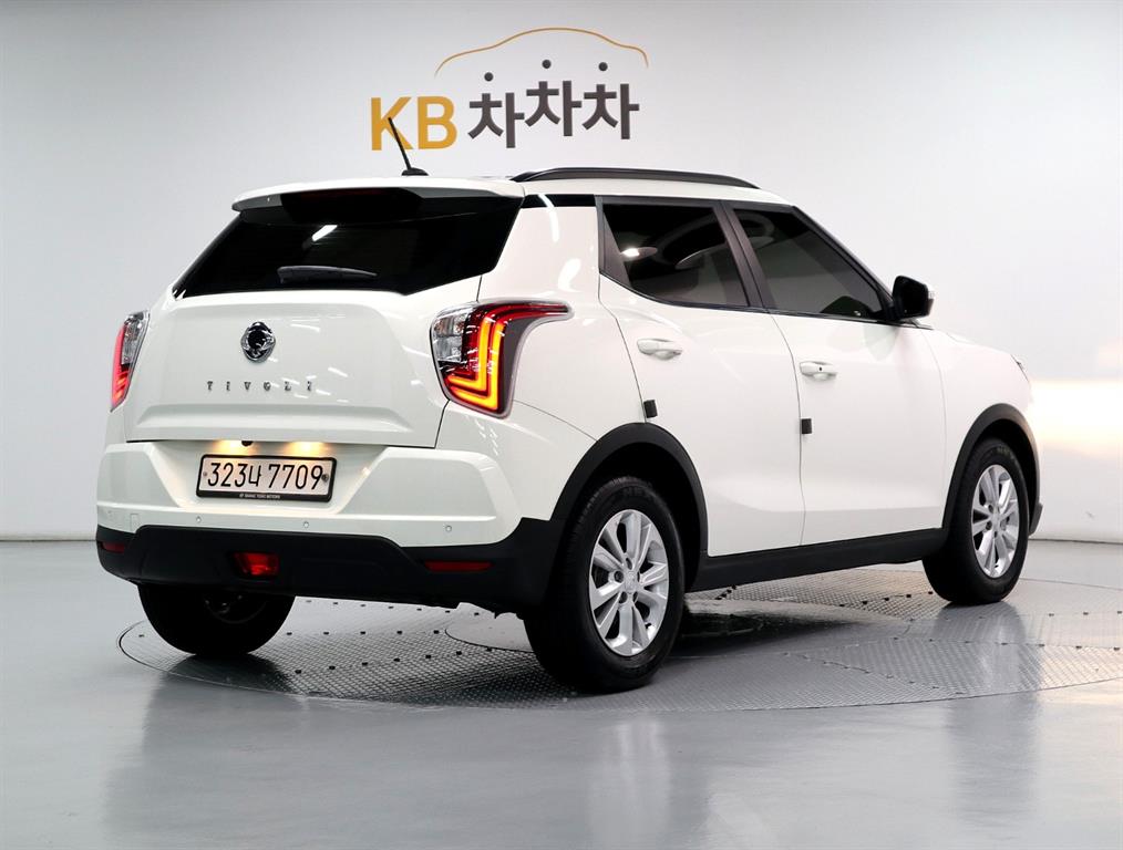 Ssangyong Tivoli - Vista 3
