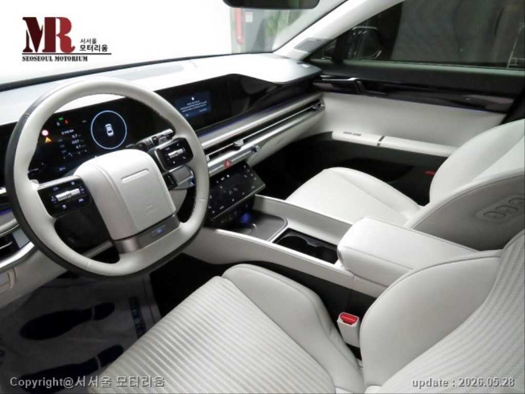 HYUNDAI Grandeur - Vista 7
