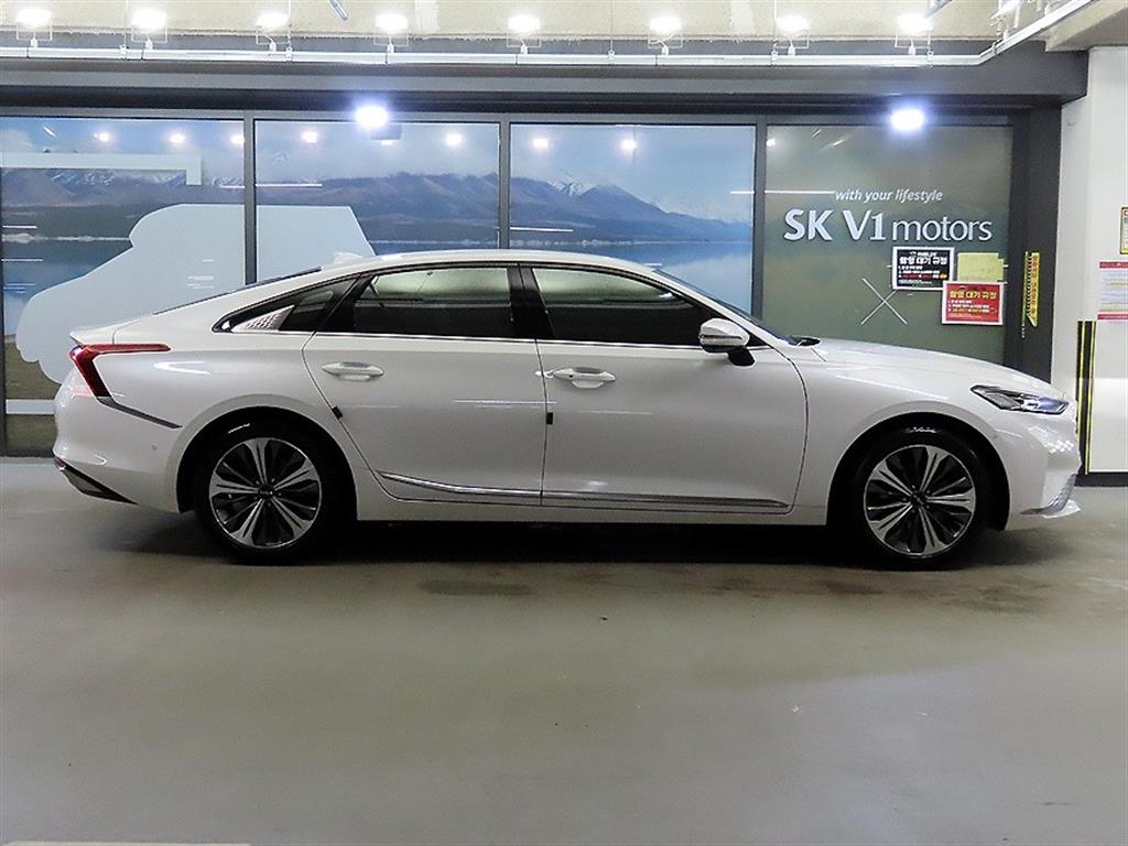 KIA K8 - Vista 3