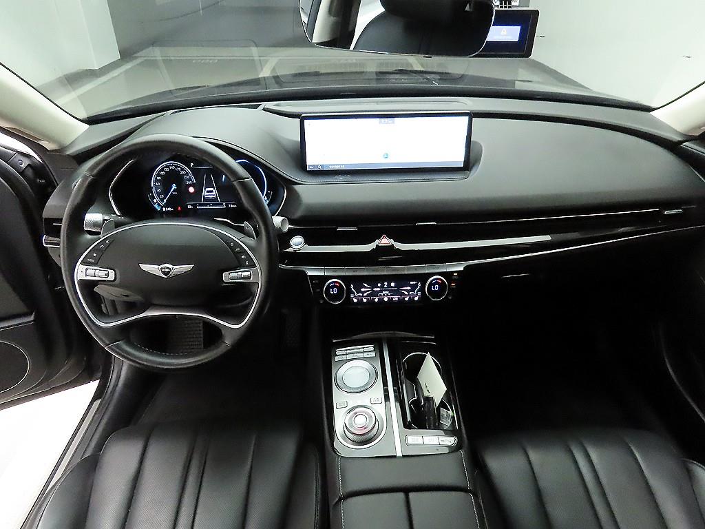 Genesis G80 - Vista 8