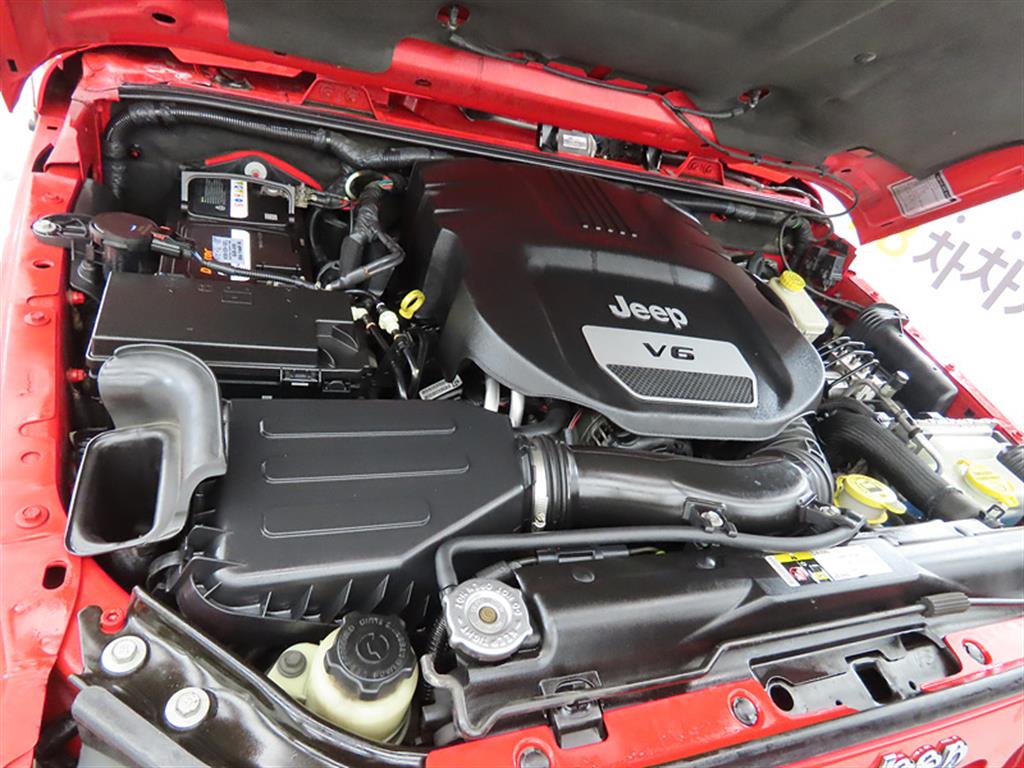 Jeep Wrangler 2016 Rojo - Importación desde Corea - HF Imports Iquique - Foto 16