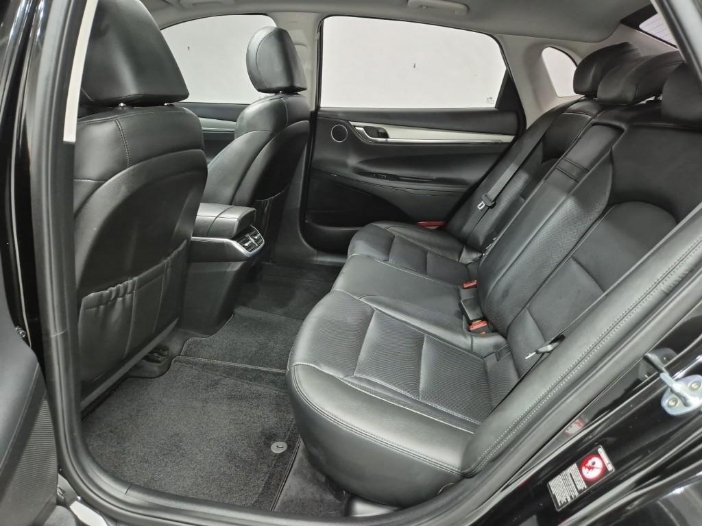 HYUNDAI Grandeur - Vista 12